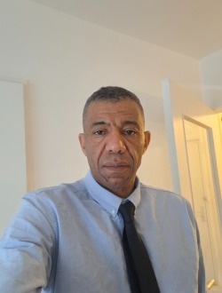 Profil de Waran, un homme célibataire de 49 ans à Paris