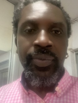 Profil de Landry, un homme célibataire de 44 ans à Bingerville