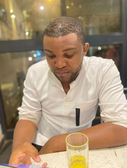 Profil de Cyril, un homme célibataire de 34 ans à Yaoundé