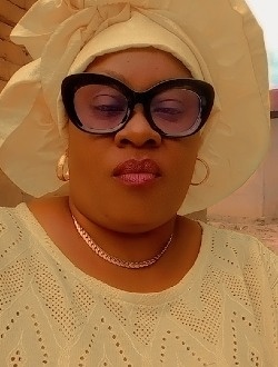 Profil de Lucie, une femme célibataire de 42 ans à Aboundji