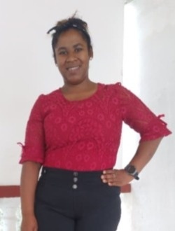 Profil de Francie, une femme célibataire de 32 ans à Toamasina