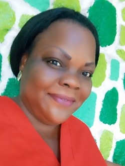 Profil de Yahelle, une femme célibataire de 41 ans à Libreville