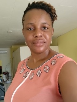 Profil de Marie, une femme célibataire de 38 ans à Alen-Como