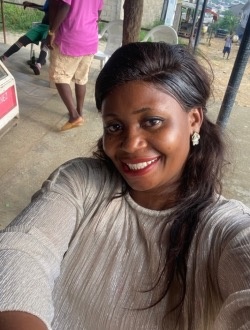 Profil de Noella, une femme célibataire de 36 ans à Douala