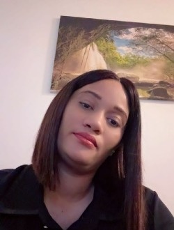Profil de Rachel, une femme célibataire de 40 ans à Camayenne