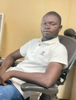 Profil de Moussa, un homme célibataire de 33 ans à 1200 Logements