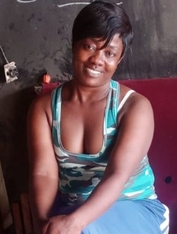 Profil de Madestine, une femme célibataire de 42 ans à Yaoundé