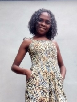 Profil de Mi Landyh, une femme célibataire de 25 ans à Toamasina