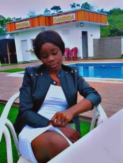 Profil de Ashley, une femme célibataire de 28 ans à Beauficel-en-Lyons