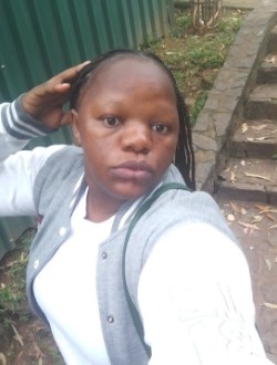 Profil de Pricille Aimée, une femme célibataire de 33 ans à Yaoundé