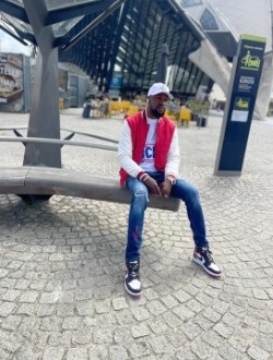 profile picture 0