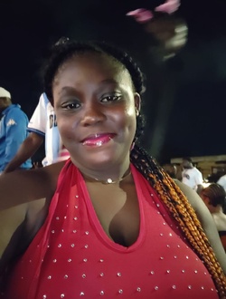 Profil de Louise, une femme célibataire de 23 ans à Lomé