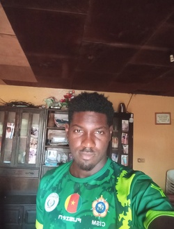 Profil de Michel, un homme célibataire de 28 ans à Yaoundé