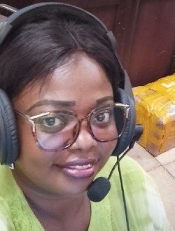 Profil de Christelle Felicite, une femme célibataire de 39 ans à Yaoundé