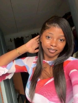 Profil de Lucie, une femme célibataire de 32 ans à Yaoundé
