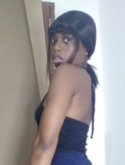 Profil de Yara, une femme célibataire de 22 ans à Ebodié