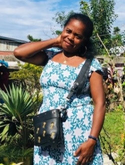 Profil de Angela Masova, une femme célibataire de 52 ans à Aharana