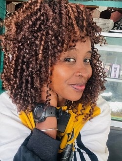 Profil de Christelle, une femme célibataire de 36 ans à Sainte-Marie