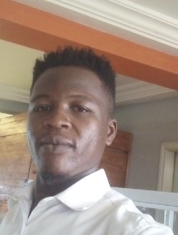 Profil de Ordalin Rodolphe, un homme célibataire de 26 ans à Lomé