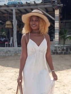 Profil de Eliane, une femme célibataire de 29 ans à Antsaba