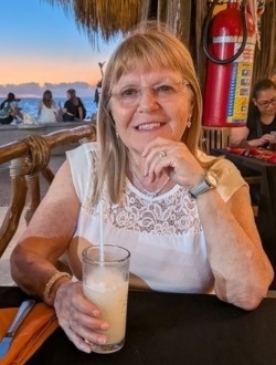 Profil de Helene, une femme célibataire de 76 ans à Saint-Constant