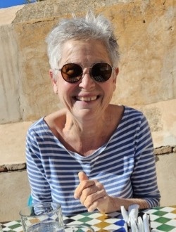 Profil de Nadia, une femme célibataire de 68 ans à Vendays-Montalivet