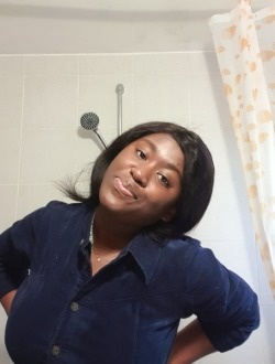 Profil de Dav, une femme célibataire de 21 ans à Bruxelles