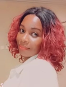 Profil de Rivelle, une femme célibataire de 45 ans à Adjipo