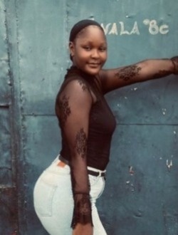 Profil de Aurore, une femme célibataire de 22 ans à Kinshasa