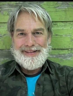Profil de Pierre, un homme célibataire de 71 ans à Québec