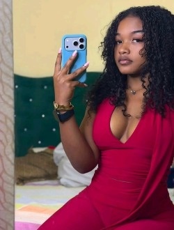 Profil de China, une femme célibataire de 22 ans à Antananarivo
