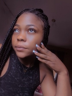 Profil de Lauraine, une femme célibataire de 28 ans à Yaoundé