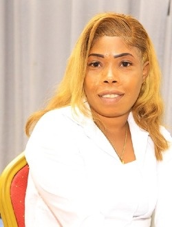 Profil de Ahou Victoire, une femme célibataire de 30 ans à Petit Abidjan-Youkou