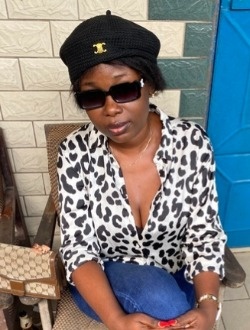 Profil de Adèle, une femme célibataire de 36 ans à Douala
