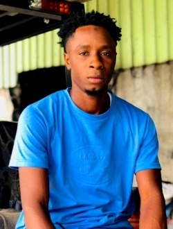 Profil de Ousmane, un homme célibataire de 24 ans à Bab Ezzouar