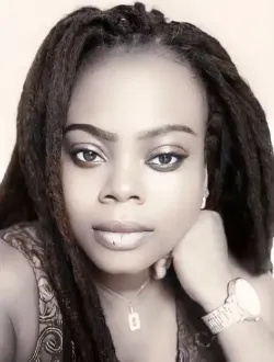 Profil de Vénus, une femme célibataire de 35 ans à Lomé