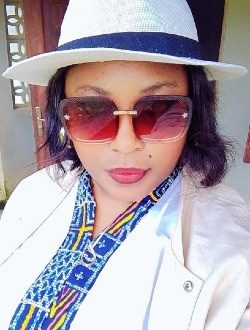 Profil de Emilie, une femme célibataire de 35 ans à Abaga