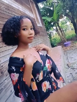 Profil de Rominah, une femme célibataire de 18 ans à Sambava