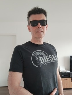 Profil de Nick, un homme célibataire de 42 ans à Arpajon