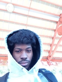 Profil de Patrick, un homme célibataire de 18 ans à Fargo