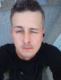 Profil de Francis, un homme célibataire de 32 ans à Joliette