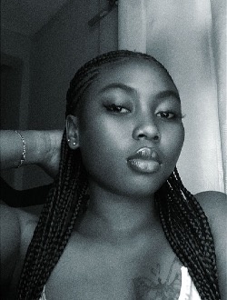 Profil de Mbakuivy, une femme célibataire de 23 ans à Limbe