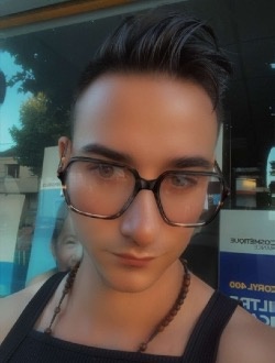 Profil de Micky, un homme célibataire de 23 ans à Vierzon