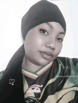 Profil de Diarra Bousso, une femme célibataire de 41 ans à Abattoirs