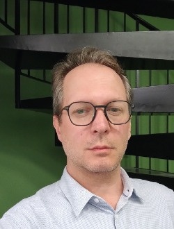 Profil de Vincent, un homme célibataire de 45 ans à Paris