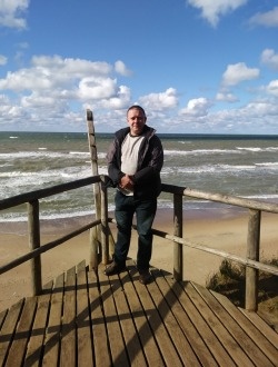 Profil de Maikl, un homme célibataire de 46 ans à Birmingham
