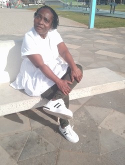 Profil de Ange, une femme célibataire de 59 ans à 'Amara