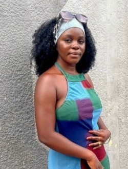 Profil de Eliane, une femme célibataire de 24 ans à Kinshasa