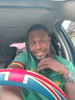 Profil de Evans, un homme célibataire de 31 ans à Douala