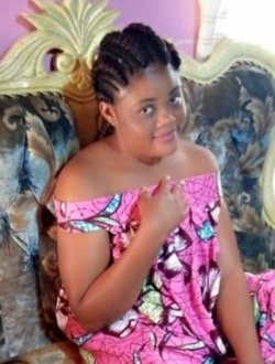 Profil de Honorine Jordane, une femme célibataire de 29 ans à Yaoundé